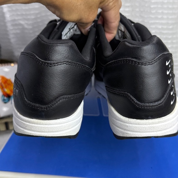 (S0) Nike Air Max 1 SE Black/White Leather with Overbranding, Size 9, Women's - Picture 7 of 14